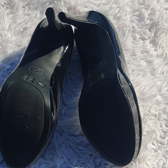 Chinese Laundry Stiletto Heels New without Box - Picture 5 of 5